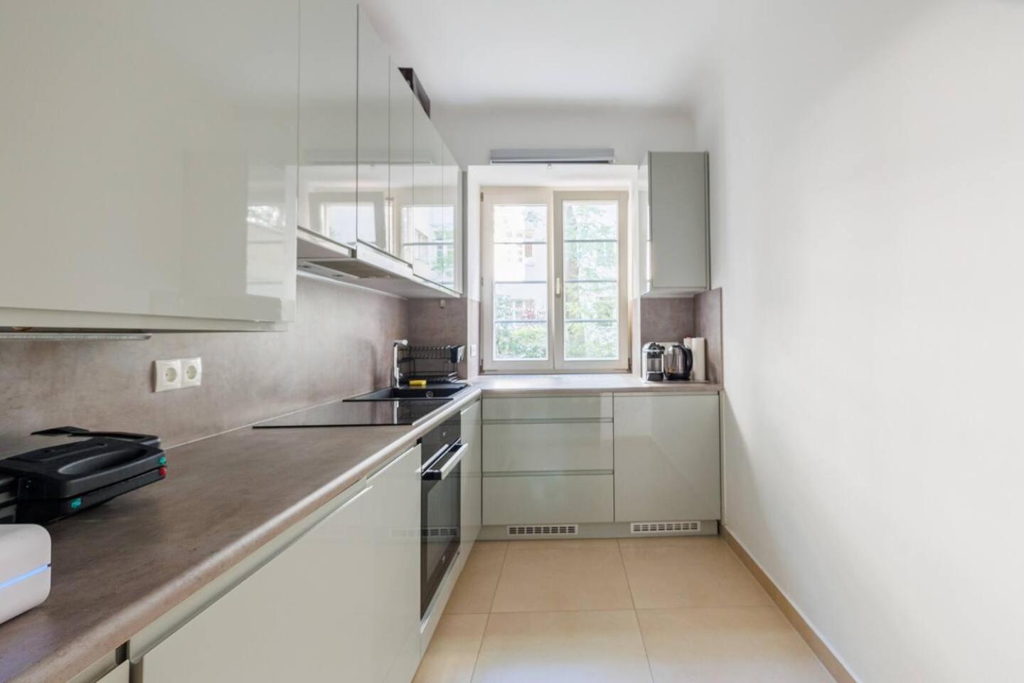 Apartment Vienna Near Metro - Netflix - Free Wifi Exterior photo